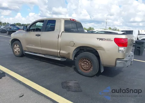 2007 Toyota Tundra Sr5 4.7L V8 z USA, uszkodzony, nr VIN 5TBRT54197S451295